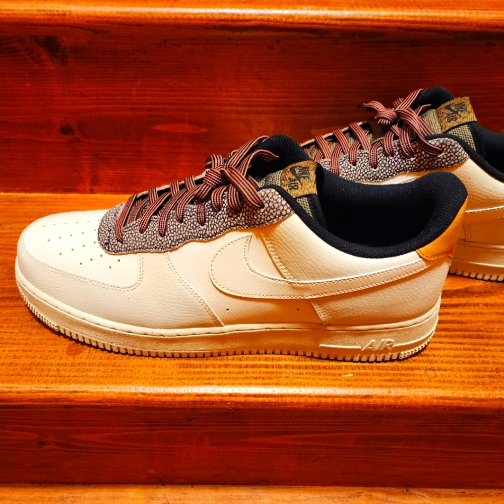 NIKE AF 1